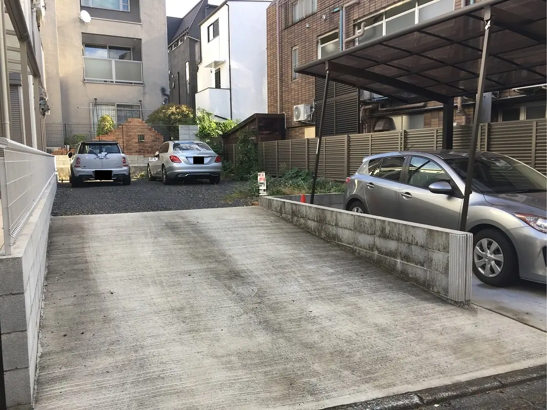 世田谷区上野毛４丁目　月極駐車場